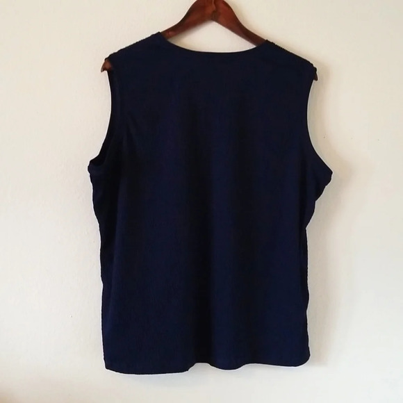 Allison Daley Crinkle Sleevless Top - Picture 3 of 4